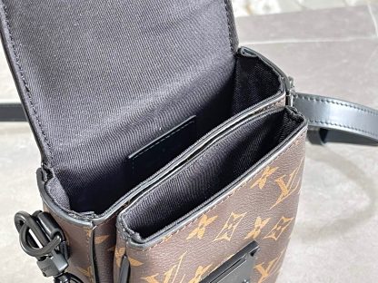 Louis Vuitton S-Lock Vertical Wearable Wallet - Image 9