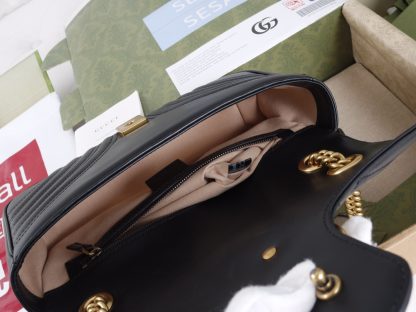 Gucci marmont wave pattern chain shoulder bag - Image 9