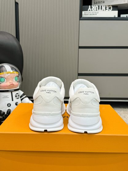 Louis Vuitton couple's casual shoes - Image 10
