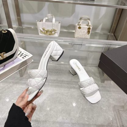 Chanel Spring/Summer New White Embroidered Linge Classic Sandals Heel Height 5cm - Image 9