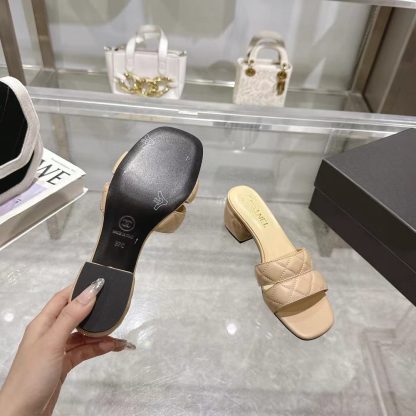 Chanel Spring/Summer New Arrival Apricot Embroidered Linge Classic Sandals Heel Height 5cm - Image 9