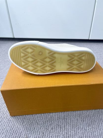 Louis Vuitton Men's Fashion Casual Sports Shoes - Image 8