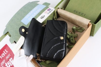 Gucci Marmont shiny black chain bag - Image 9