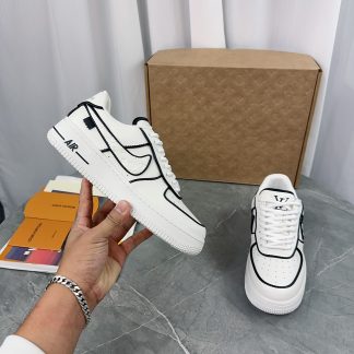 Louis Vuitton couple's co-branded sports shoes
