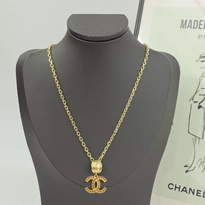 Chanel Vintage Red Brown Rhinestone Double C Necklace - Image 2