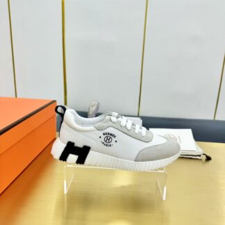 Hermès Spring and Summer Classic Couple Style Gray and White Colorblock Sports Casual Shoes