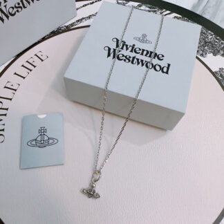 Vivienne Westwood classic large Saturn necklace unisex