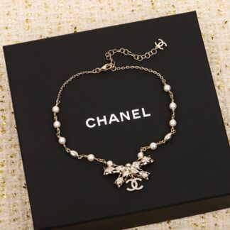 Chanel bow choker pearl necklace
