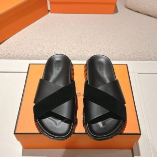 Hermes black comfortable casual style cross-slippers