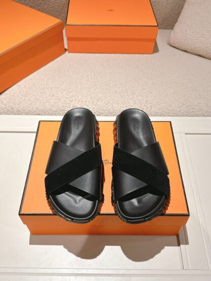 Hermes black comfortable casual style cross-slippers