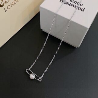 Vivienne Westwood Classic Pearl Saturn Necklace