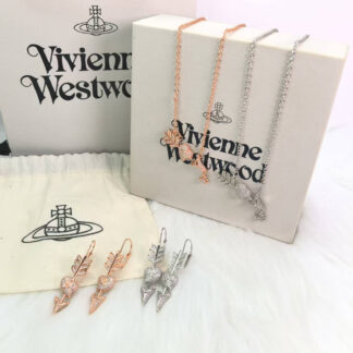 Vivienne Westwood Cupid Saturn necklace with diamonds