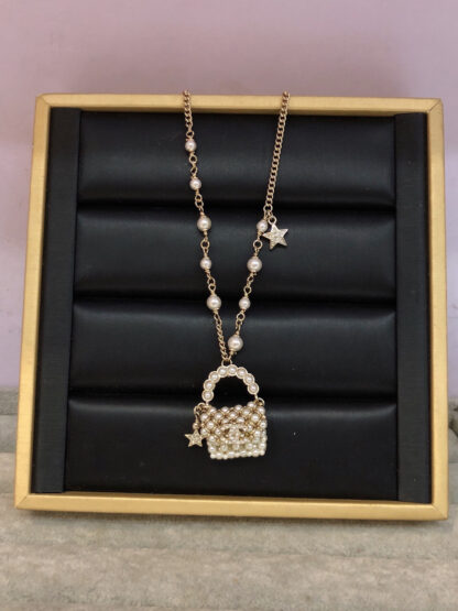 Chanel exquisite bag necklace