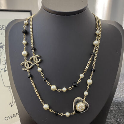 Chanel Delicate Black Heart Pearl Necklace - Image 2