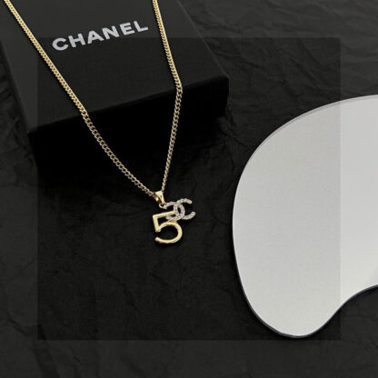 Chanel exquisite temperament number necklace - Image 2