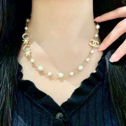 Chanel exquisite temperament vintage necklace - Image 2