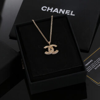 Chanel exquisite fashion double c necklace