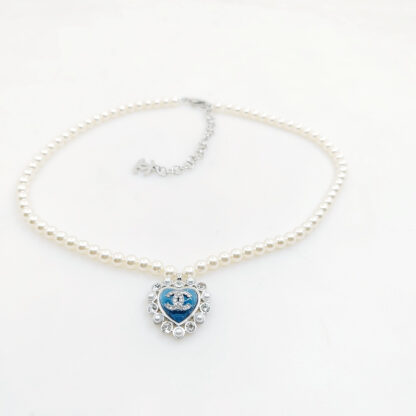 Chanel Blue Heart Pearl Necklace - Image 2