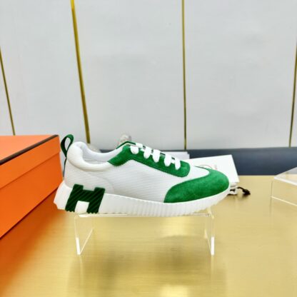 Hermès Spring and Summer Classic Couple Style British White and Green Colorblock Sports Casual Shoes