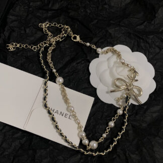 Chanel leather chain pearl bow double clavicle necklace