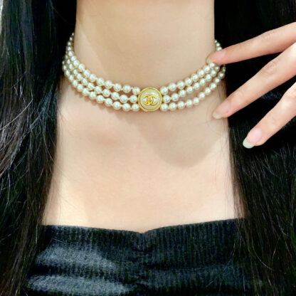 Chanel three-layer pearl exquisite necklace - Image 2