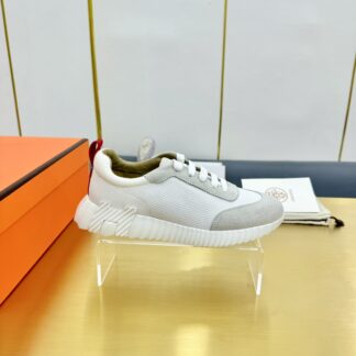 Hermès Spring and Summer Classic Couple Style British Gray and White Colorblock Sports Casual Shoes