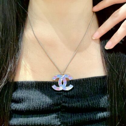 Chanel Fashionable and Versatile Double C Necklace - Image 2