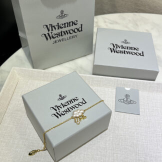 Vivienne Westwood Pearl Cloud Small Saturn Charm Bracelet
