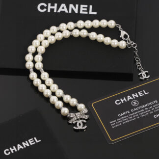 Chanel pearl necklace clavicle chain