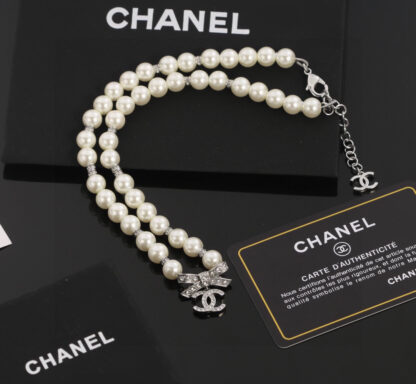 Chanel pearl necklace clavicle chain