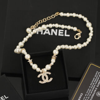 Chanel pearl necklace clavicle chain