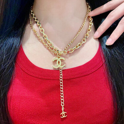 Chanel vintage elegant letter necklace - Image 2