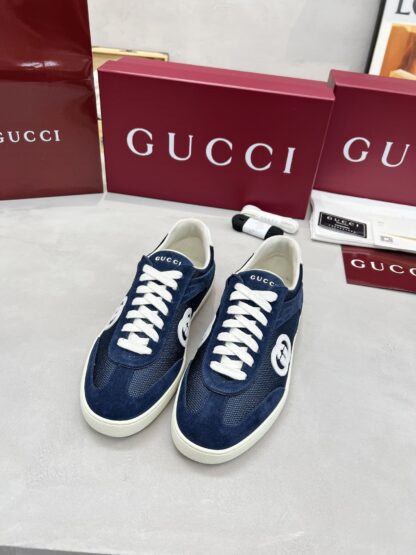 Gucci classic design German training elements catwalk model - Image 2