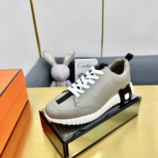 Hermès Spring and Summer Apricot White Colorblock Couple Classic Sports Casual Shoes