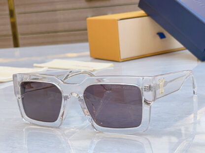 LOUIS VUITTON Fashion Sunglasses - Image 2