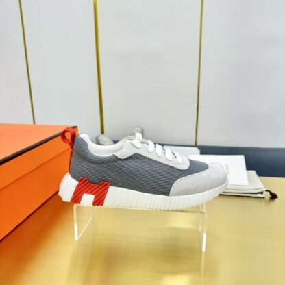 Hermès Spring and Summer Gray and Red Colorblock Couple Classic Sports Casual Shoes