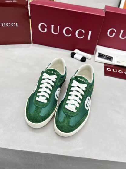 Gucci classic design German training elements catwalk model - Image 2