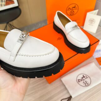 Hermès white comfortable trendy leather loafers