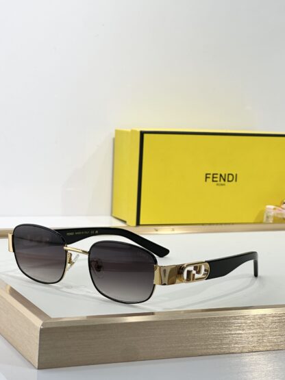 FENDI fashion trend sunglasses