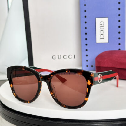 Gucci fashion sunglasses
