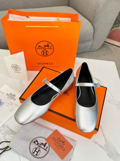 Hermès new pure handmade silver trendy loafers
