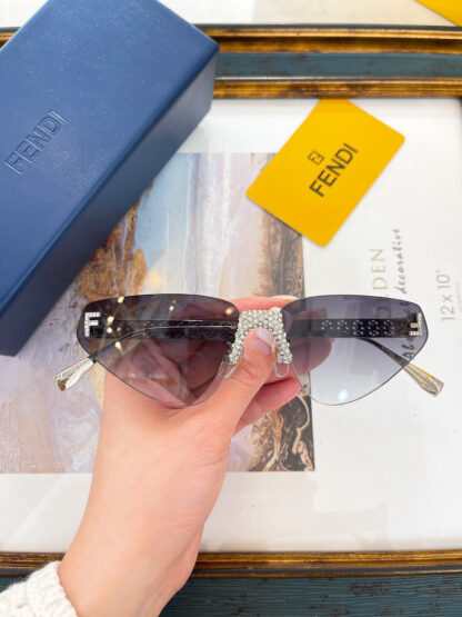 FENDI fashion trend sunglasses