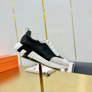 Hermes Spring and Summer Couples British Grey and Black Color Matching Sports Casual Shoes