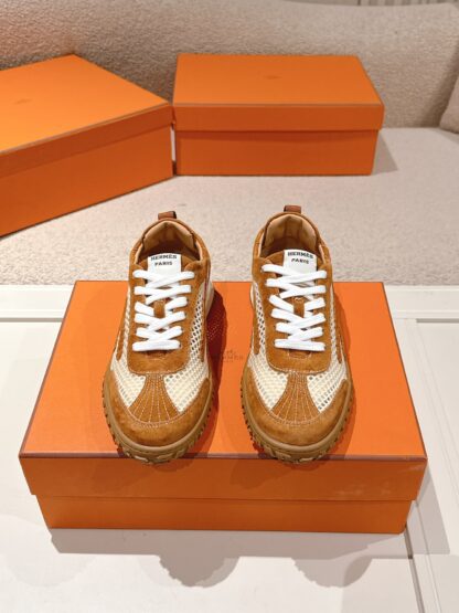 Hermès Beige Goatskin Casual Sneakers