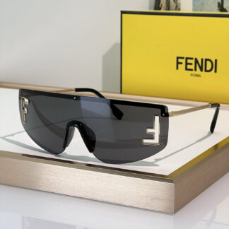 FENDI fashion trend sunglasses