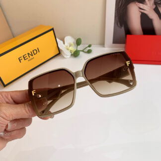 FENDI fashion trend sunglasses