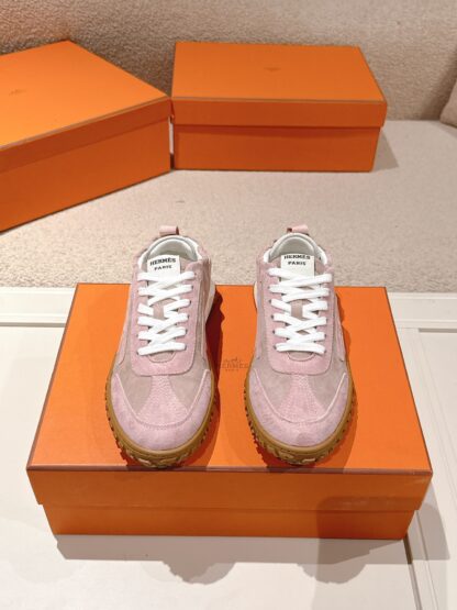 Hermès apricot pink goatskin contrasting sneakers, 2cm thick sole