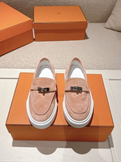Hermès new kelly buckle thick-soled pink loafers