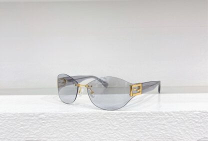 FENDI fashion trend sunglasses