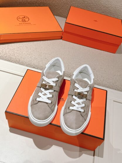 Hermes couple's gray and white Kelly shoe buckle classic flat casual shoes